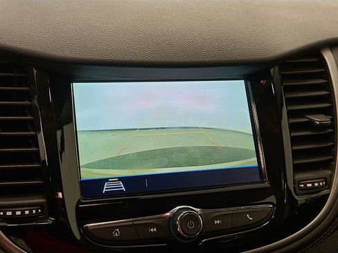 Used 2018 Chevrolet Trax LS FWD image 23