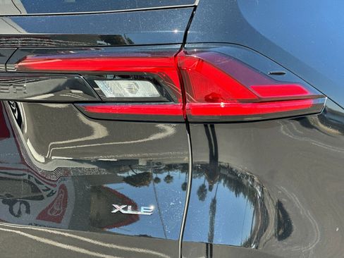 Used 2025 Toyota Grand Highlander FWD image 25