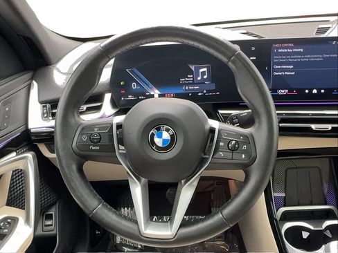 Used 2025 BMW X2 xDrive28i AWD/4WD image 35