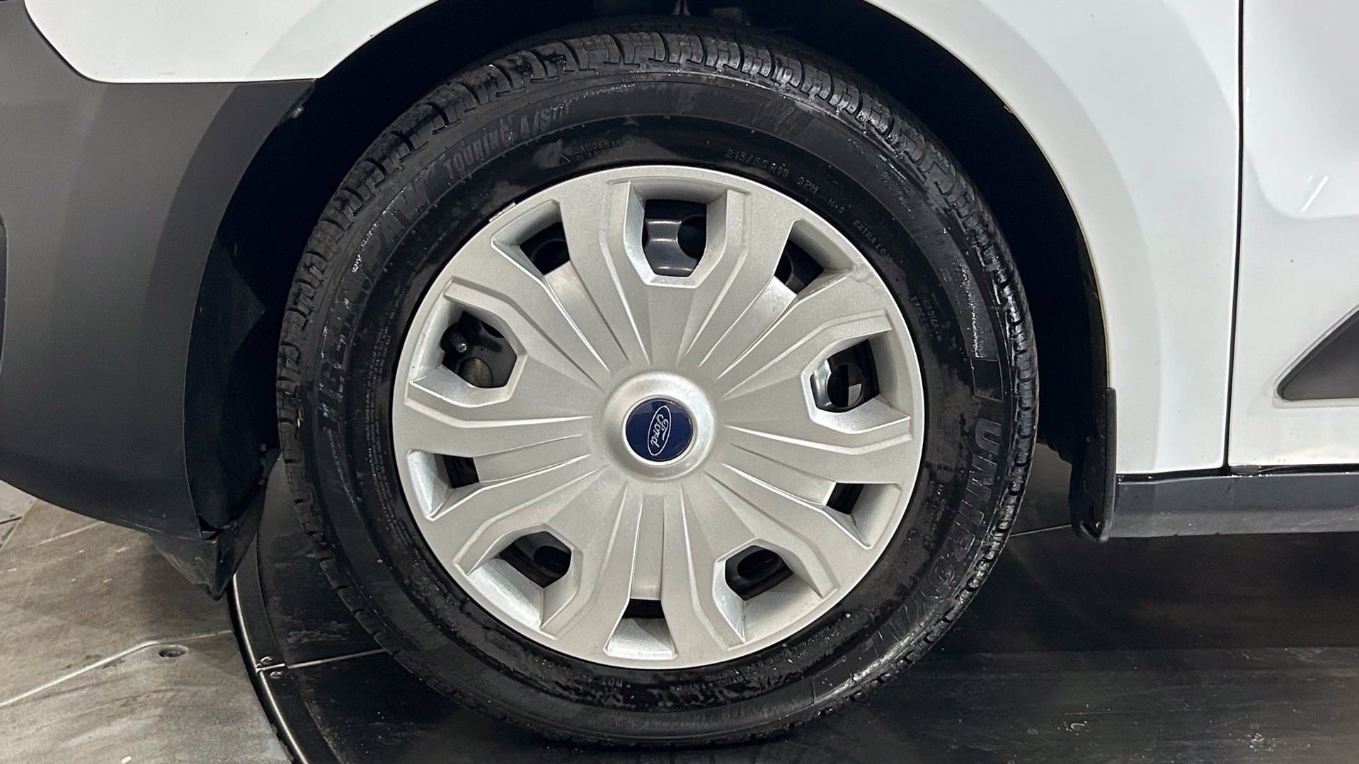 Used 2019 Ford Transit Connect XL FWD image 22