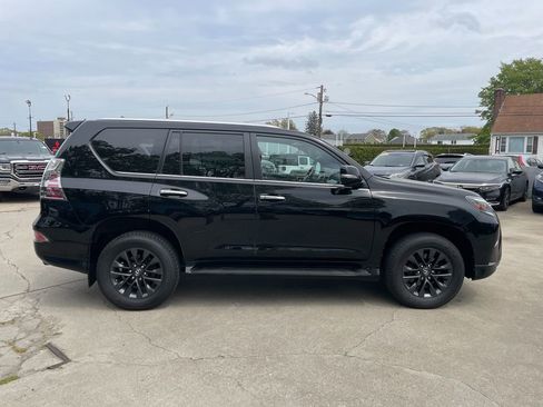 Used 2021 Lexus GX 460 Premium w/ Premium Package AWD/4WD image 4