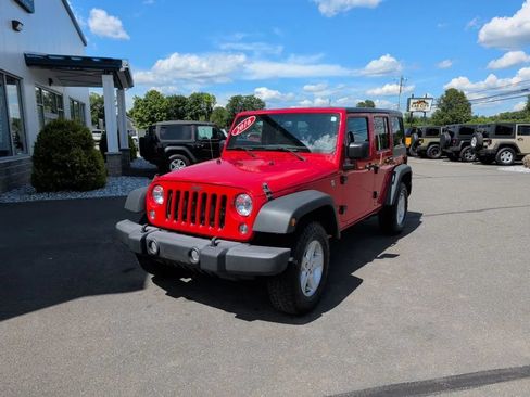 Used 2016 Jeep Wrangler Unlimited Sport w/ Quick Order Package 24S AWD/4WD image 4