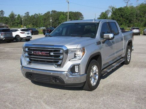 Used 2021 GMC Sierra 1500 SLT AWD/4WD image 2