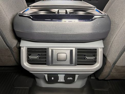 Used 2022 Ford F150 XLT w/ Equipment Group 302A High image 20