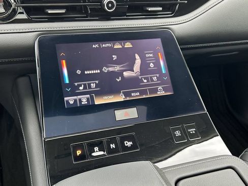 Certified 2025 INFINITI QX80 Sensory AWD/4WD image 21