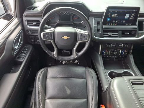 Used 2021 Chevrolet Tahoe LT w/ LT Signature Package image 11