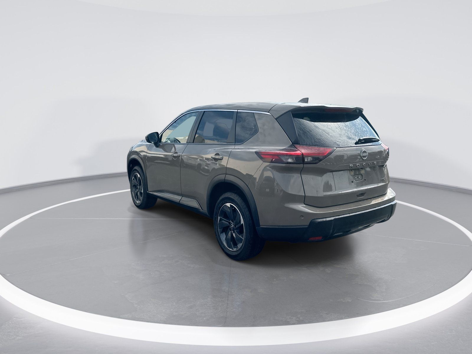 Used 2025 Nissan Rogue SV AWD/4WD image 7
