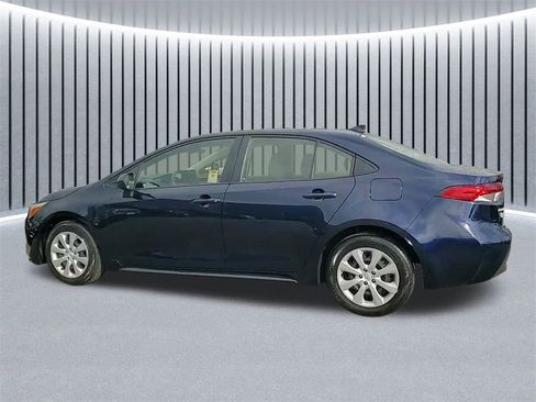 Used 2025 Toyota Corolla LE image 14