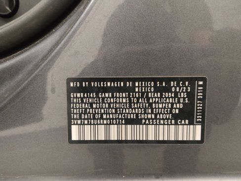 Used 2024 Volkswagen Jetta SE FWD image 33