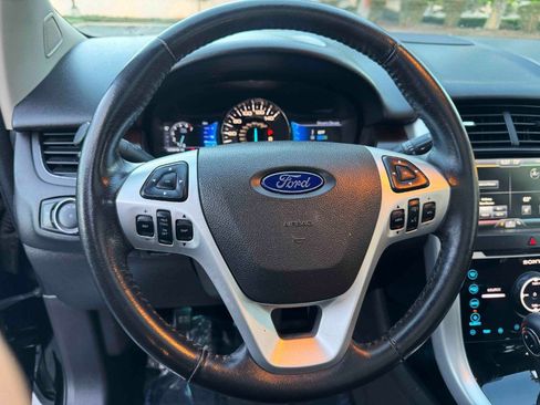 Used 2013 Ford Edge Limited image 21
