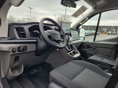 Certified 2023 Ford Transit 350 XLT image 21