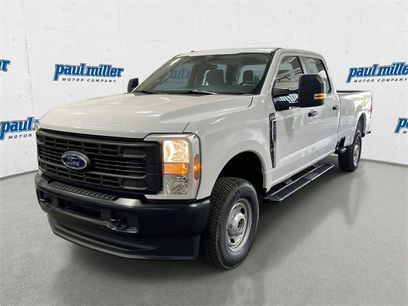 New 2025 Ford F250 Lariat w/ FX4 Off-Road Package