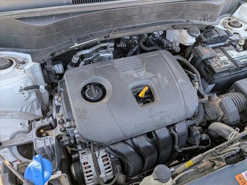 Used 2022 Kia Seltos EX image 23