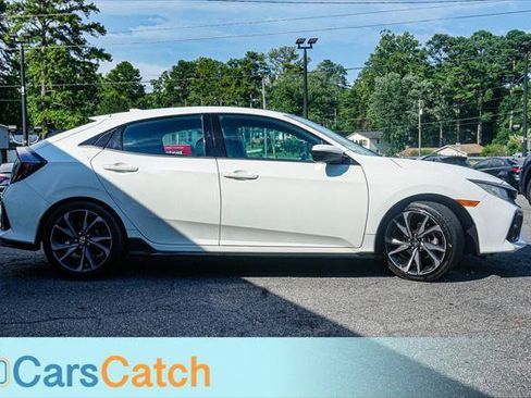 Used 2018 Honda Civic Sport image 2