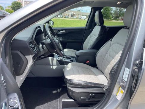 Certified 2023 Ford Escape Platinum w/ Premium Technology Package AWD/4WD image 8