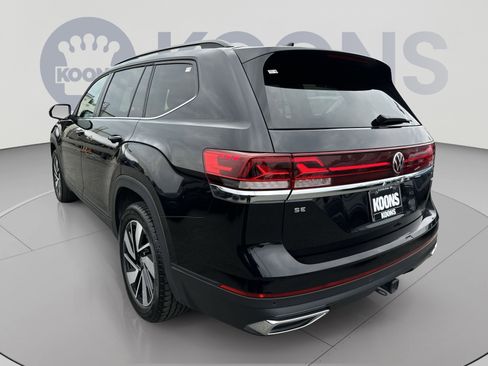 Used 2025 Volkswagen Atlas SE AWD/4WD image 14