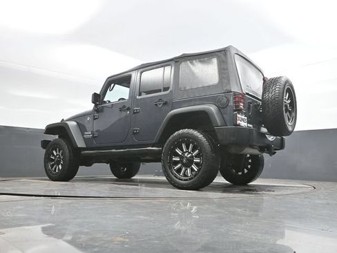 Used 2017 Jeep Wrangler Unlimited Sport w/ Connectivity Group AWD/4WD image 46