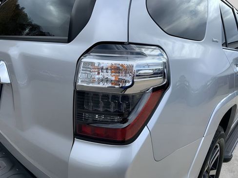 Used 2022 Toyota 4Runner Limited image 30