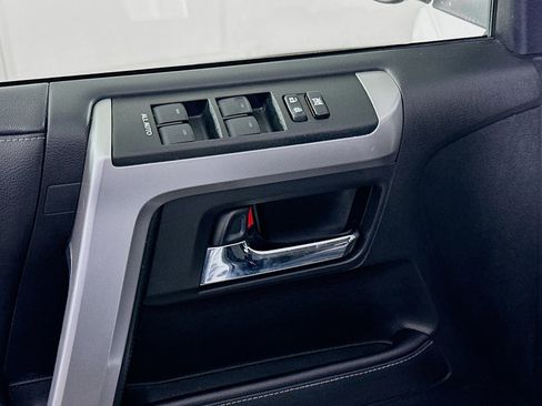 Used 2024 Toyota 4Runner SR5 image 15