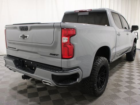 Used 2025 Chevrolet Silverado 1500 RST AWD/4WD image 29