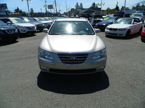 Used 2009 Hyundai Sonata Limited FWD image 3