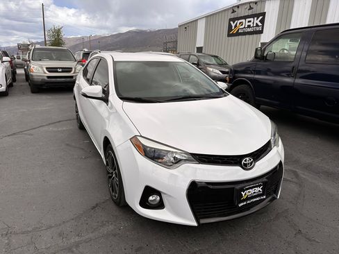 Used 2015 Toyota Corolla S FWD image 1