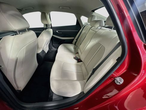 Used 2025 Hyundai Sonata SEL FWD image 29