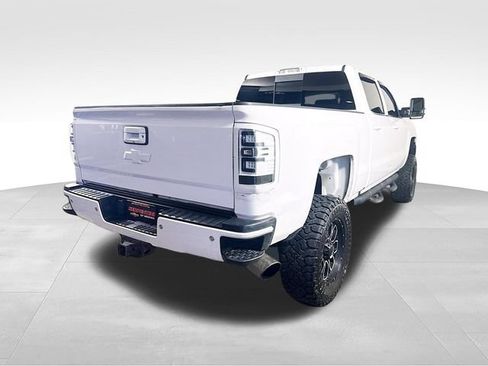 Used 2016 Chevrolet Silverado 2500 LTZ w/ Duramax Plus Package AWD/4WD image 7