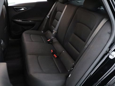 Used 2022 Chevrolet Malibu LS FWD image 13