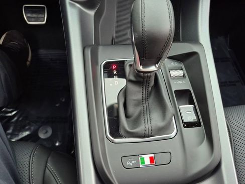 New 2025 Alfa Romeo Tonale w/ Premium Package image 16