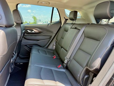 Used 2020 GMC Terrain Denali w/ Denali Premium Package AWD/4WD image 12