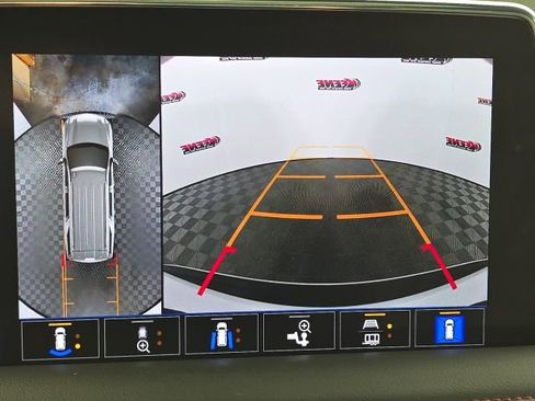 Used 2023 Chevrolet Tahoe RST w/ Luxury Package image 13