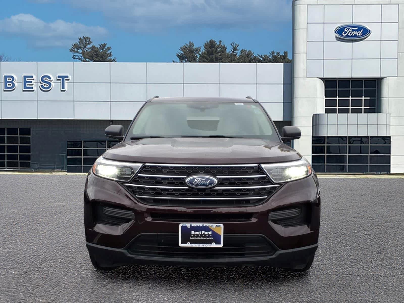 Used 2022 Ford Explorer XLT w/ Class IV Trailer Tow Package AWD/4WD image 11