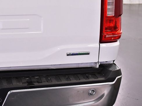 Used 2022 Ford F150 XLT w/ Equipment Group 302A High image 13