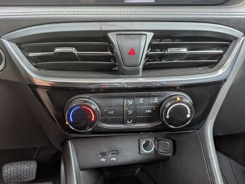 Used 2026 Buick Encore GX Sport Touring FWD image 17