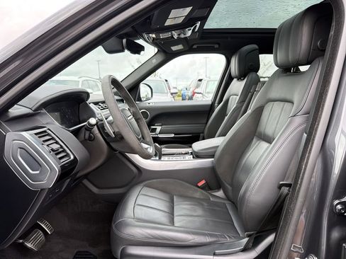 Used 2020 Land Rover Range Rover Sport HST image 3