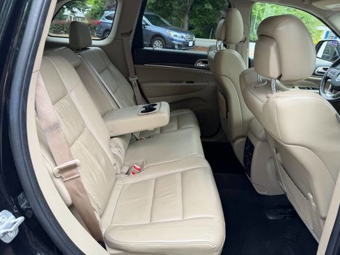 Used 2014 Jeep Grand Cherokee Limited AWD/4WD image 21