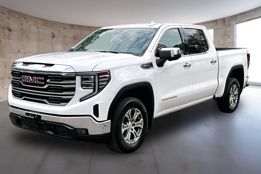 Used 2025 GMC Sierra 1500 SLT RWD image 13