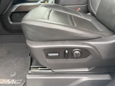 Used 2021 GMC Sierra 2500 Denali w/ Denali Ultimate Package image 11