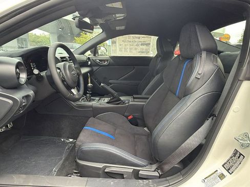 Used 2025 Subaru BRZ tS w/ Popular Package 2 image 28