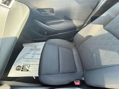 Used 2024 Toyota Corolla LE image 20