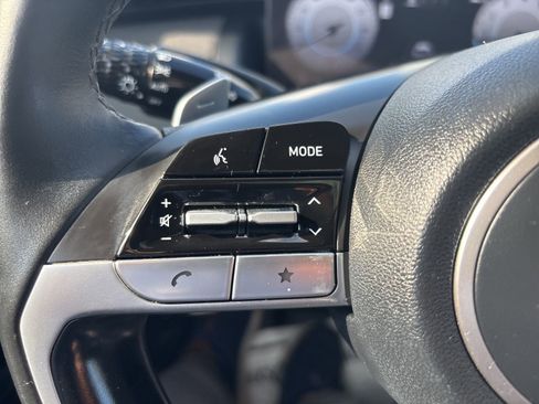 Used 2022 Hyundai Tucson Limited image 13