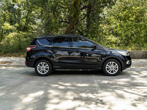 Used 2018 Ford Escape SEL FWD image 10