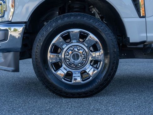 Used 2023 Ford F250 King Ranch w/ Chrome Package image 9