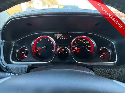 Used 2014 GMC Acadia SLE image 18
