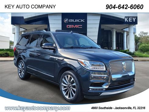 Used 2021 Lincoln Navigator Reserve w/ Luxury Package image 1