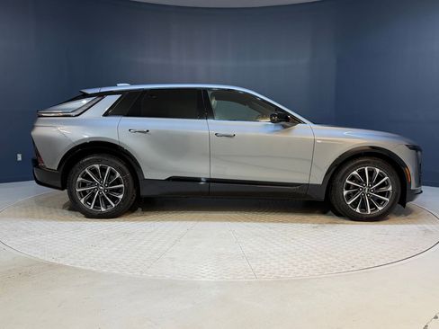 New 2026 Cadillac Lyriq Sport AWD/4WD image 8