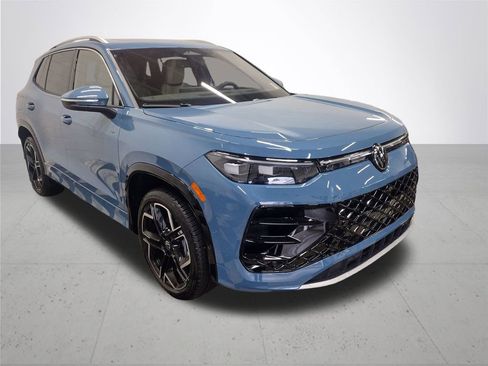 New 2026 Volkswagen Tiguan SEL R-Line image 4