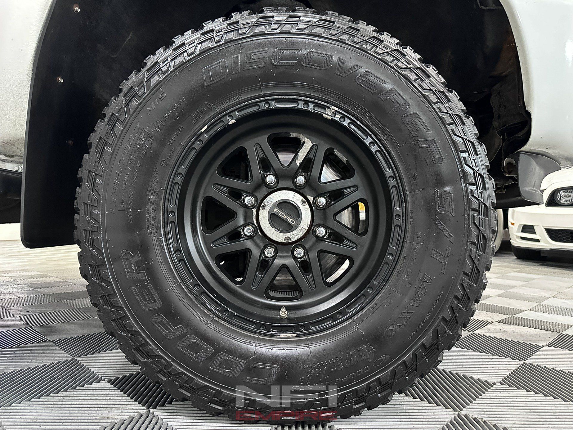 Used 2015 Ford F350 XL w/ Power Equipment Group AWD/4WD image 16