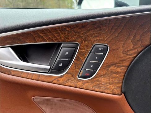 Used 2013 Audi A7 3.0T Prestige image 9